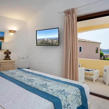 Capriccioli Hotell 4*
