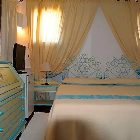 Capriccioli Hotell 4*