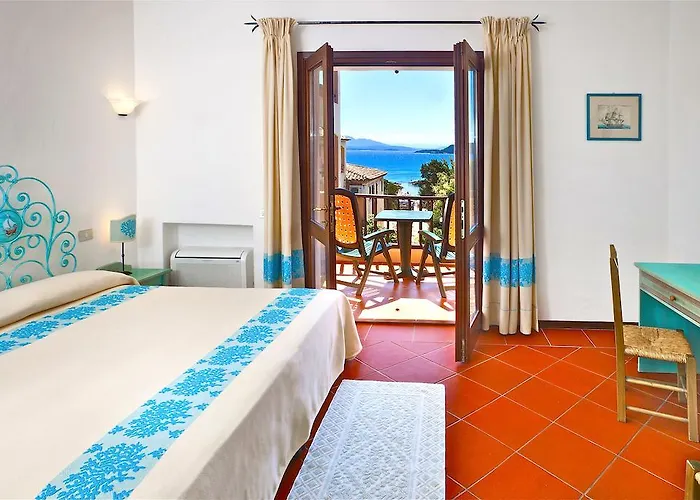 Capriccioli Hotel 4*