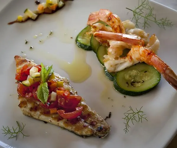 Capriccioli فندق 4*